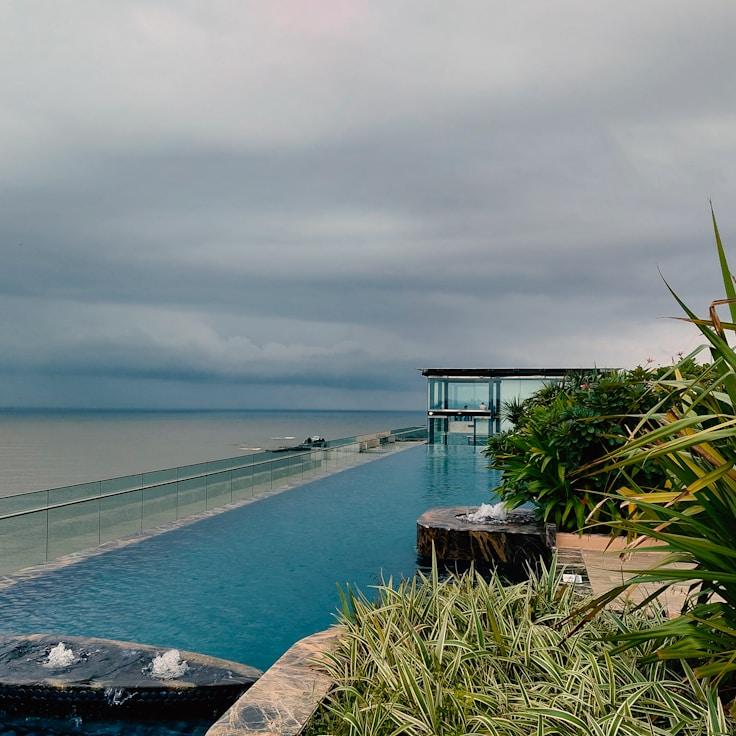 Outdoor terrace seating suitable for families in Paris